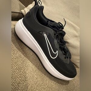 Nike Ace Summerlite Golf Black and White Athletic Shoes